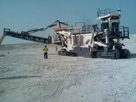 1571389588305852.jpg 維特根采礦機A111.jpg