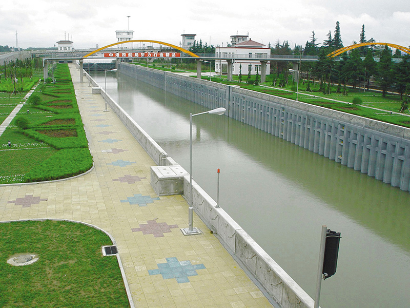 1604388062586323.jpg 京杭運河淮安三線船閘工程獲魯班獎小.jpg