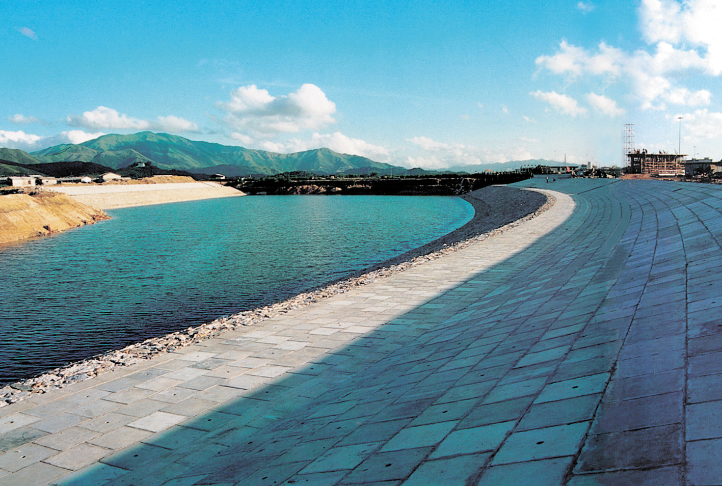 1604539445904750.jpg 深圳河治理工程.jpg