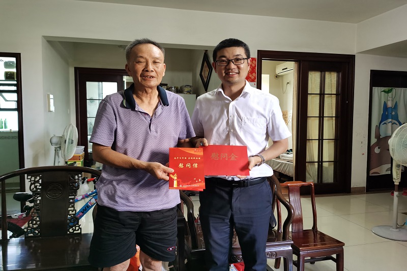 1625646789523916.jpg 8e439c8180e241df98a5da2d61a9fc7.jpg