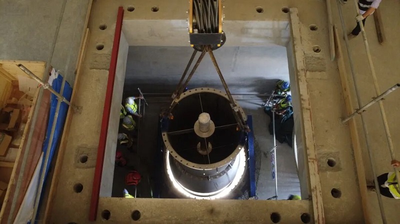 沙特吉贊工業(yè)城海水冷卻項(xiàng)目完成4臺(tái)大型立式...